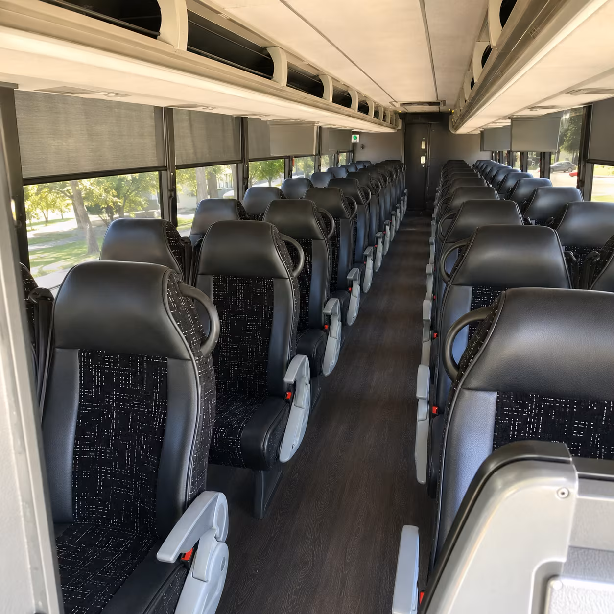 charter buses for hialeah corporate events and team outings