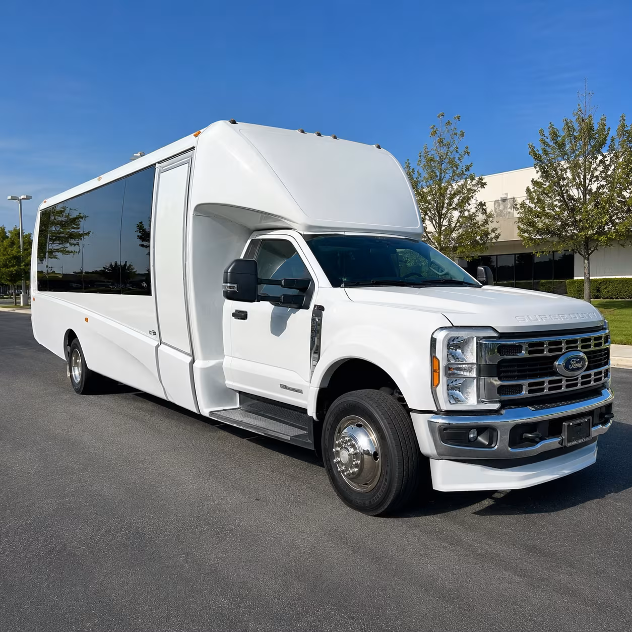 corporate airport transfer buses between hialeah and mia