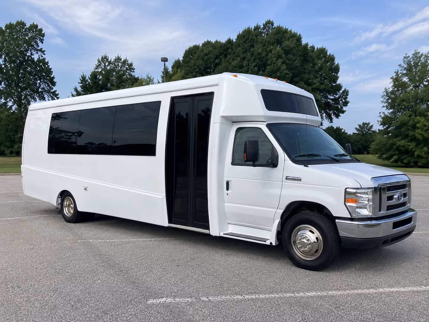 hialeah 18 passenger party bus